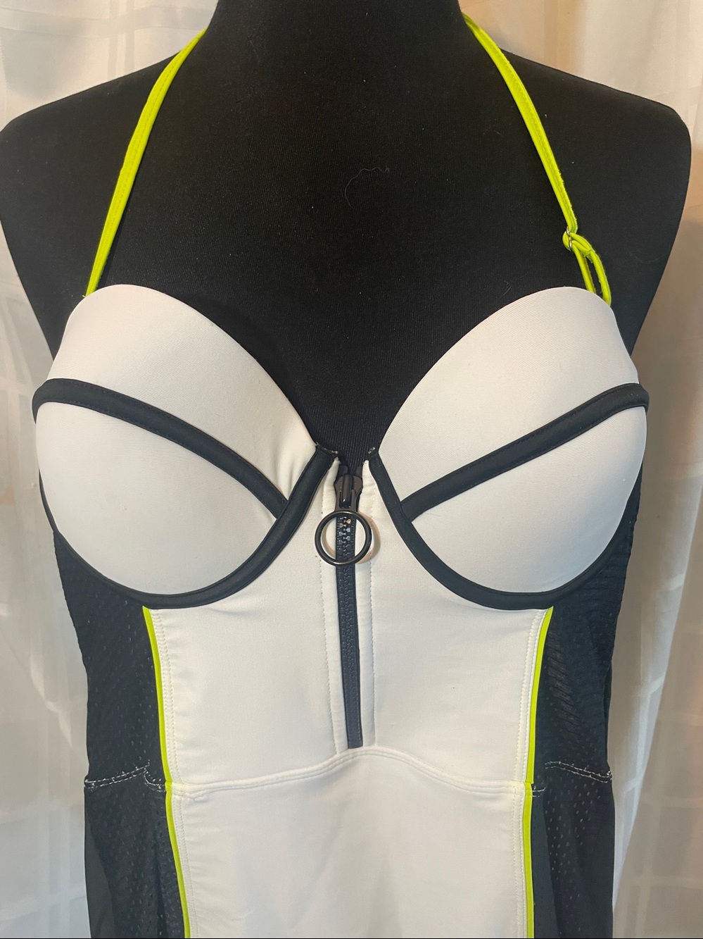 BONGO White, Black & Neon One-Piece Swimsuit Under wire cups Zipper front Size M